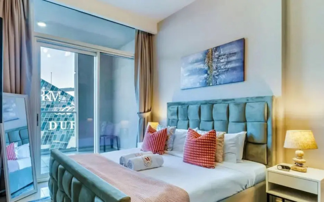 Waterfront 2BR w Canal View Near Burj Khalifa - Apartment in ดูไบ - Photo 3