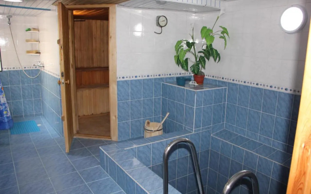 Maze Guest House