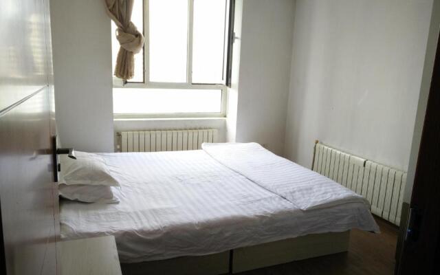 Dalian Baofayueju Apartment