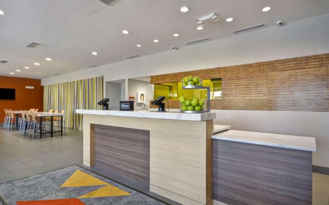 Home2 Suites by Hilton Blue Ash Cincinnati