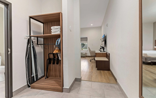 Hawthorn Extended Stay by Wyndham Port Arthur