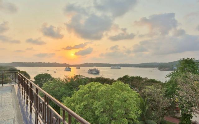 Hotel Mandovi