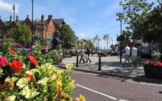 Inviting 1-bed Apartment in Lytham Saint Annes