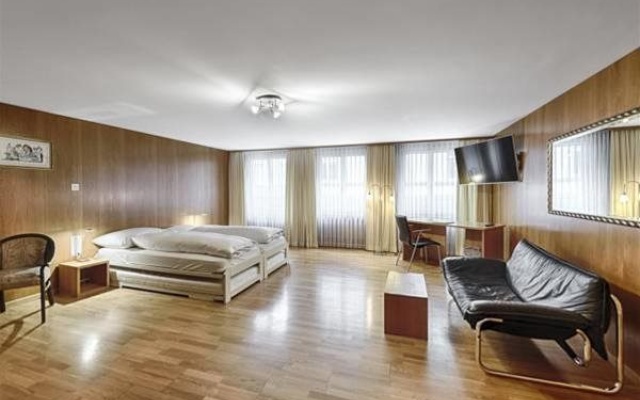 Weisses Kreuz – Guest Rooms – St. Gallen