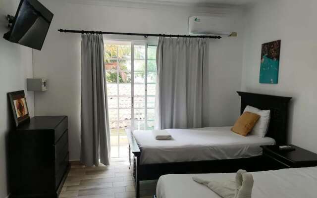 Hostal Las Rosas De Punta Cana