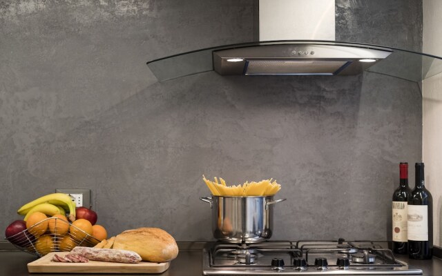 Silver Novella Luxury Apartment