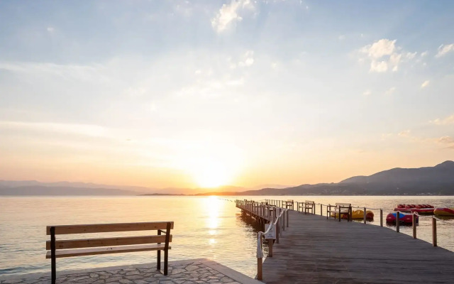 Roda Beach Resort & Spa