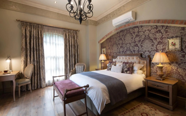 Three Rivers Lodge and Villas