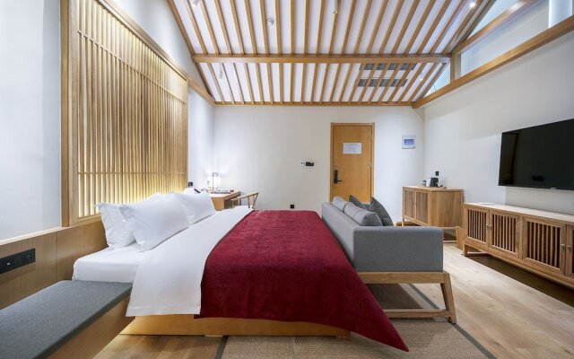 Qianna Yingtang Hotel