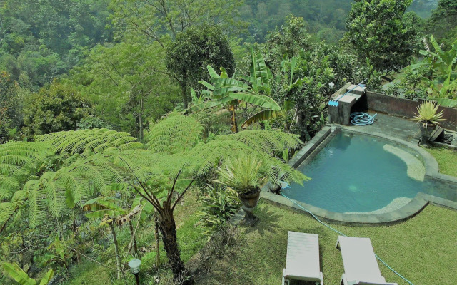 Shangrilah Villas
