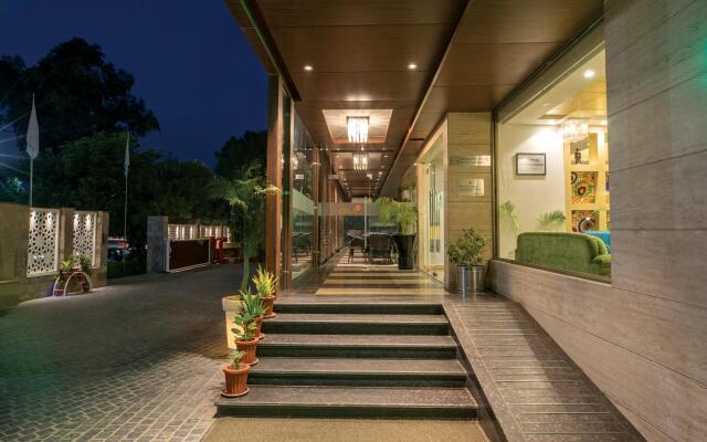 Lemon Tree Hotel Alwar