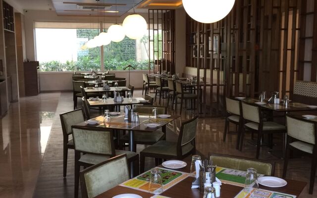 Lemon Tree Hotel, Sector 60, Gurugram