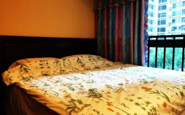 Shili Yintan Shili Renjia Holiday Apartment Hotel