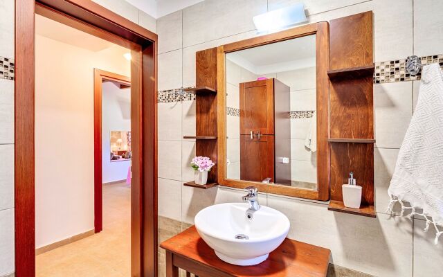 Cretan Kera Villa Heated Pool