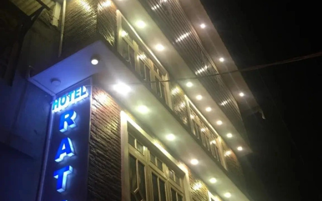 Hotel Ratna
