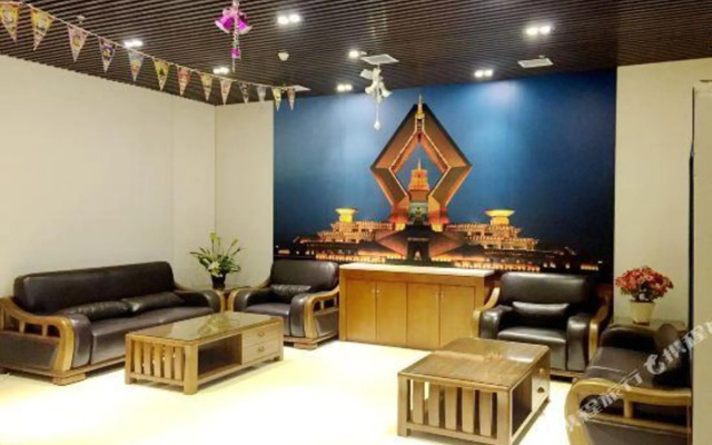 Zhonghuan Hotel