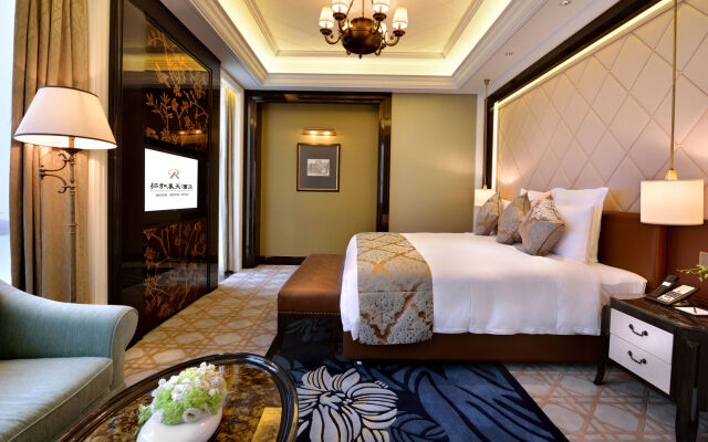 Chengdu Ren He Spring Hotel