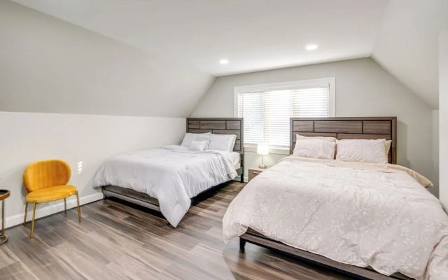 Silver Springs Home: Walk to Downtown!