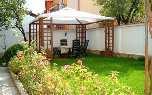 Velingrad Guest House