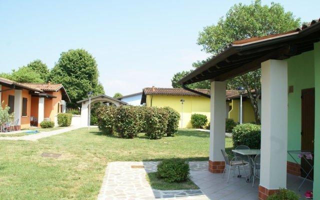 Semi Detached Bungalow With Ac Just 3,5 Km. From Sirmione