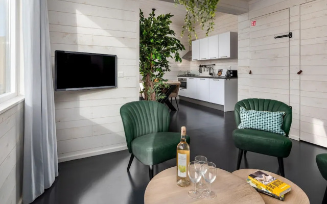 Water Lodge in Schaijk by the Waterside