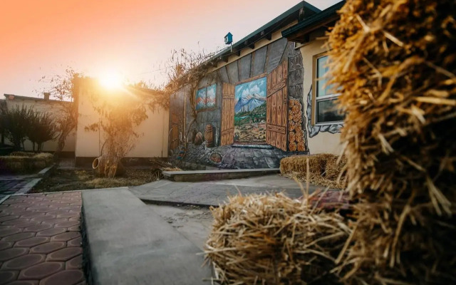 Valensia Hotel And Resort