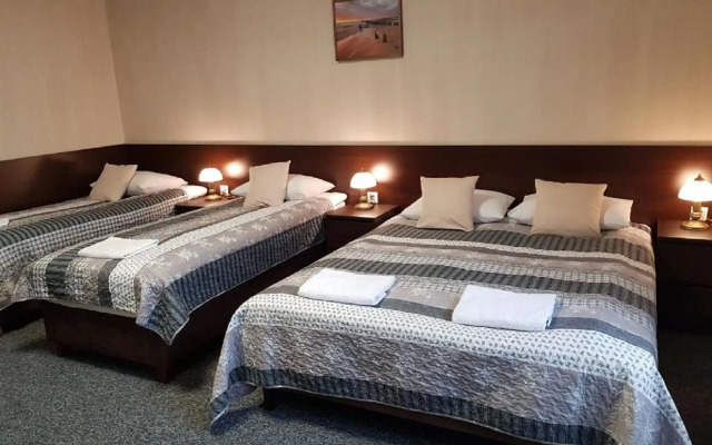 Byczy Rog Noclehy Na Hranici