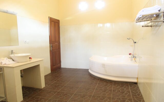 Ocean View Dive Resort Tulamben