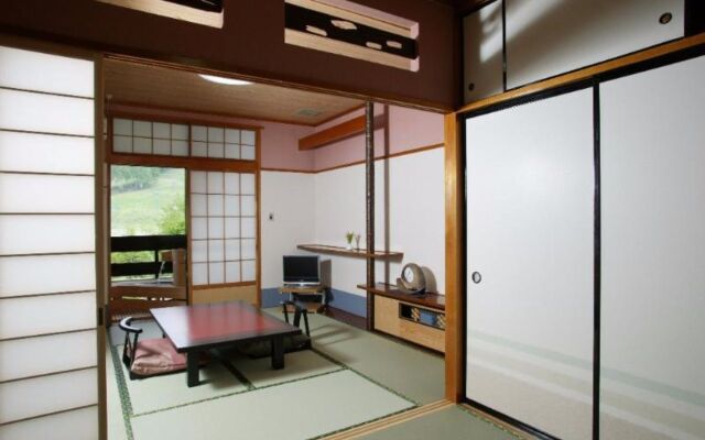 Okutone Onsen Hotel Sunbird