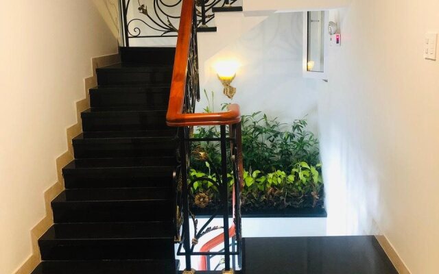 Doha 2 Hotel Saigon Airport