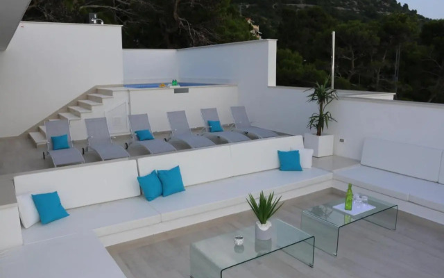 Villa Mel II