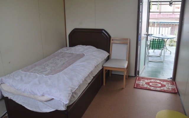 Tokunoshima Guest House Minatoya