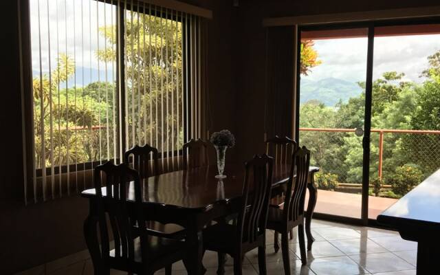 Casa Habibi Arenal Lake