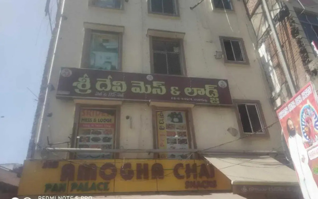 Spot On 807753 Padma Ladge