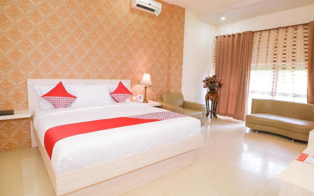 Capital O 854 Ub Caisar Hotel