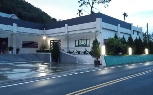 Sun Moon Lake Jinlongshan BnB