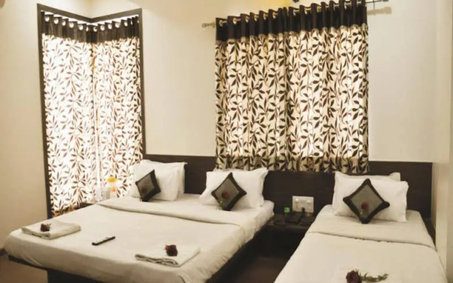 Shradha Saburi Palace Shirdi