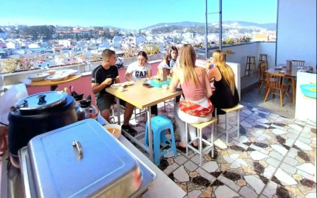 Dalat Backpacker's Alley Hostel