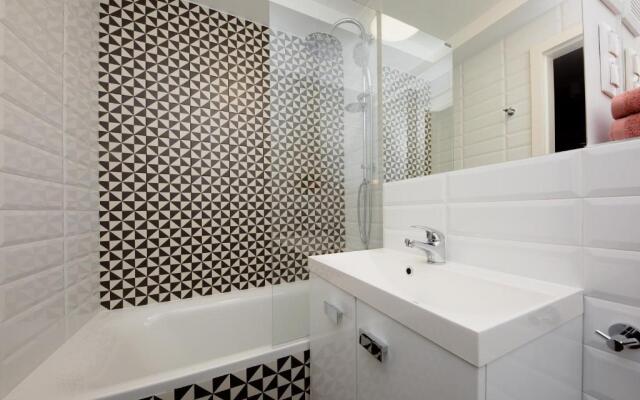 oompH Warsaw Downtown Apartments