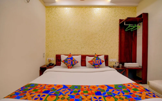 Hotel Grand Palace Banquet by OYO Rooms