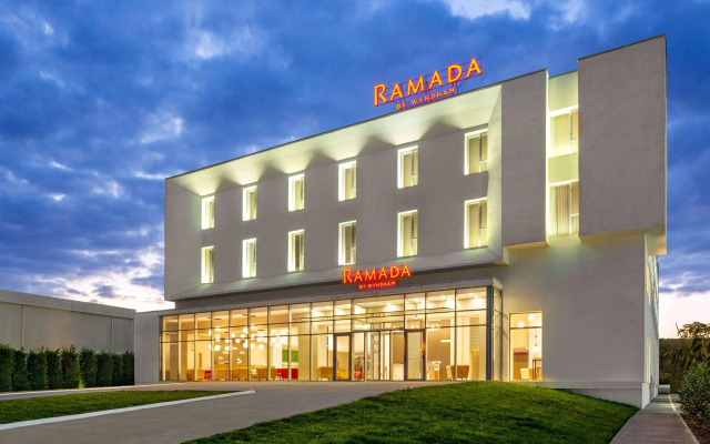Ramada by Wyndham Targu JIU