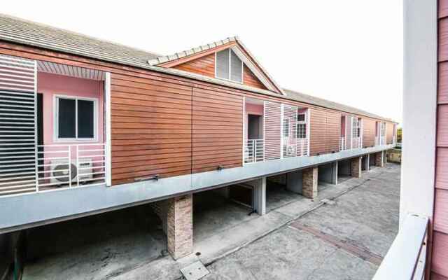 Bangsean Hotel