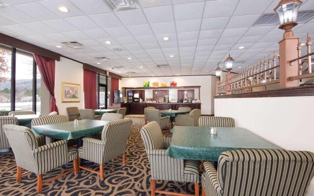 Quality Inn Oneonta Cooperstown Area