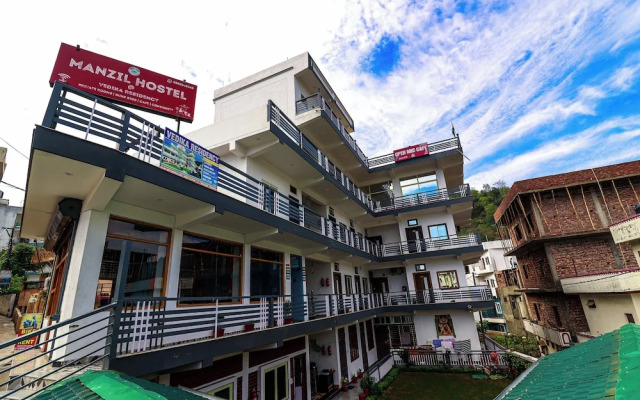 Manzil Hostel