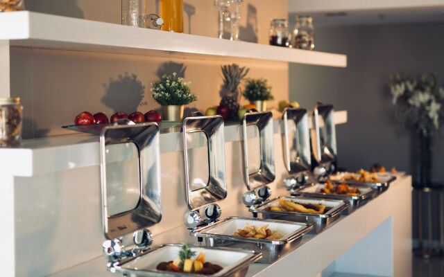 Pyramisa Suites Hotel Cairo