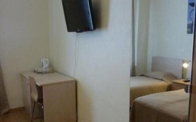 Русские Апартаменты на Зубовском