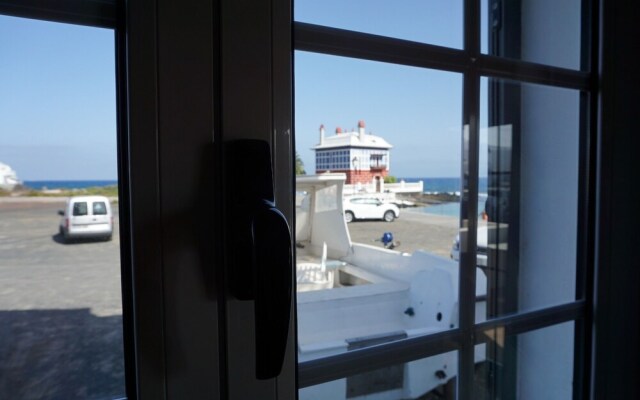 Apartamentos El Charcon