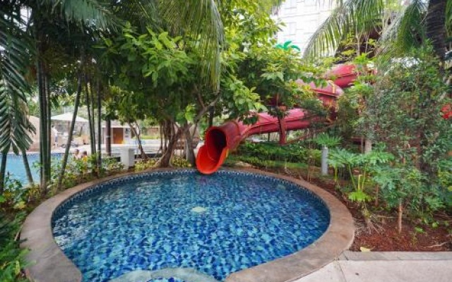 The Mansion At Dukuh Golf Kemayoran Apartment Tower Bellavista 1 – Pool – Jakarta