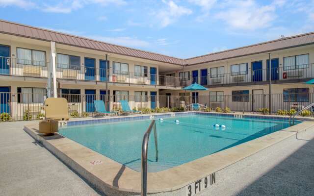 Motel 6 Venice, FL