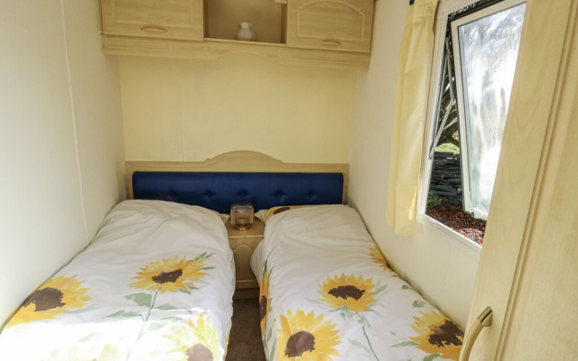 Meadow Island Caravan